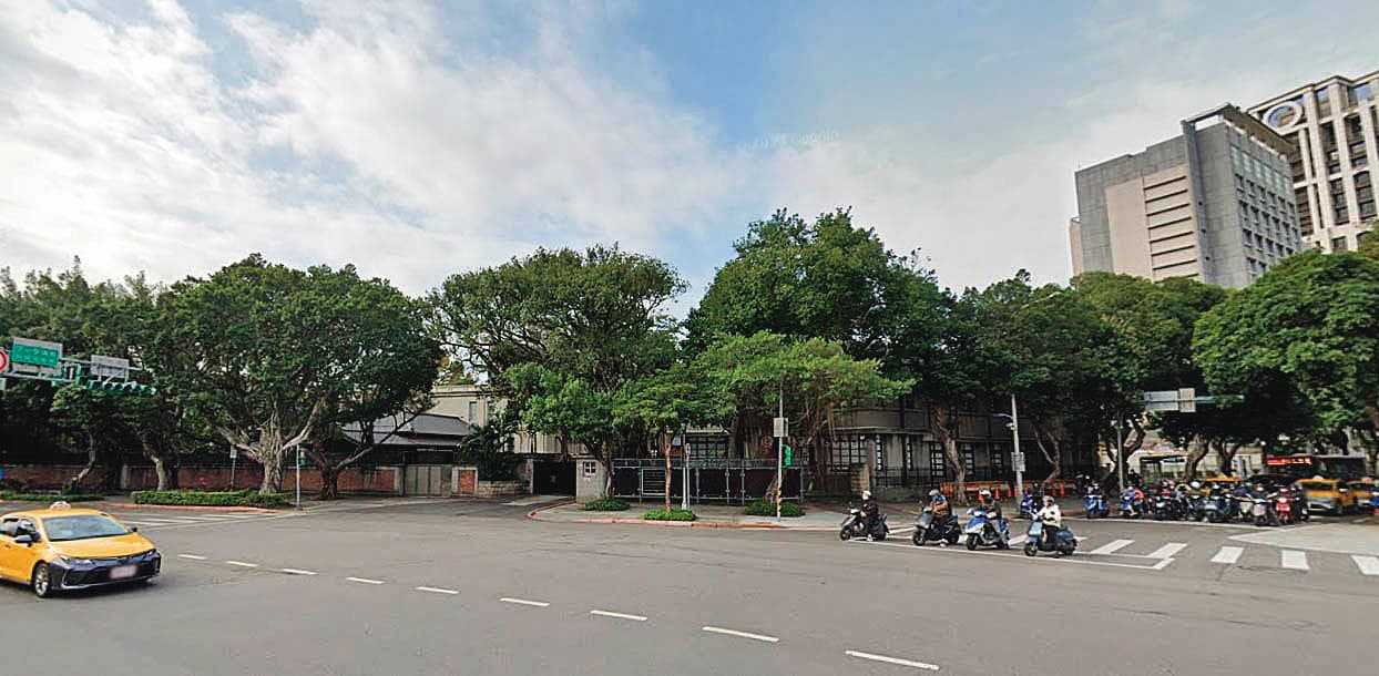 政府計畫中的嚴家淦紀念園區(圖)位在北市鑽石級地段,但多年未對外正式開放,民眾無法一窺古蹟面貌。(翻攝GoogleMaps)