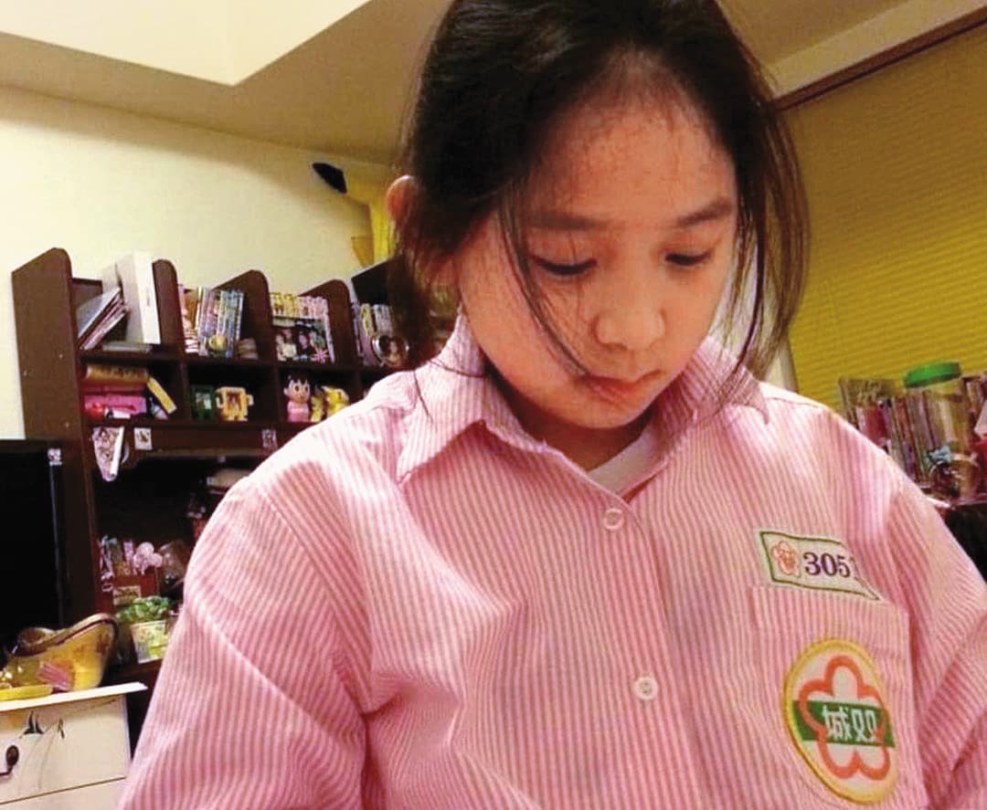 寶妹的黑歷史慘遭媽媽出賣,趕快給我燒毀~(翻攝自金友莊 IG)