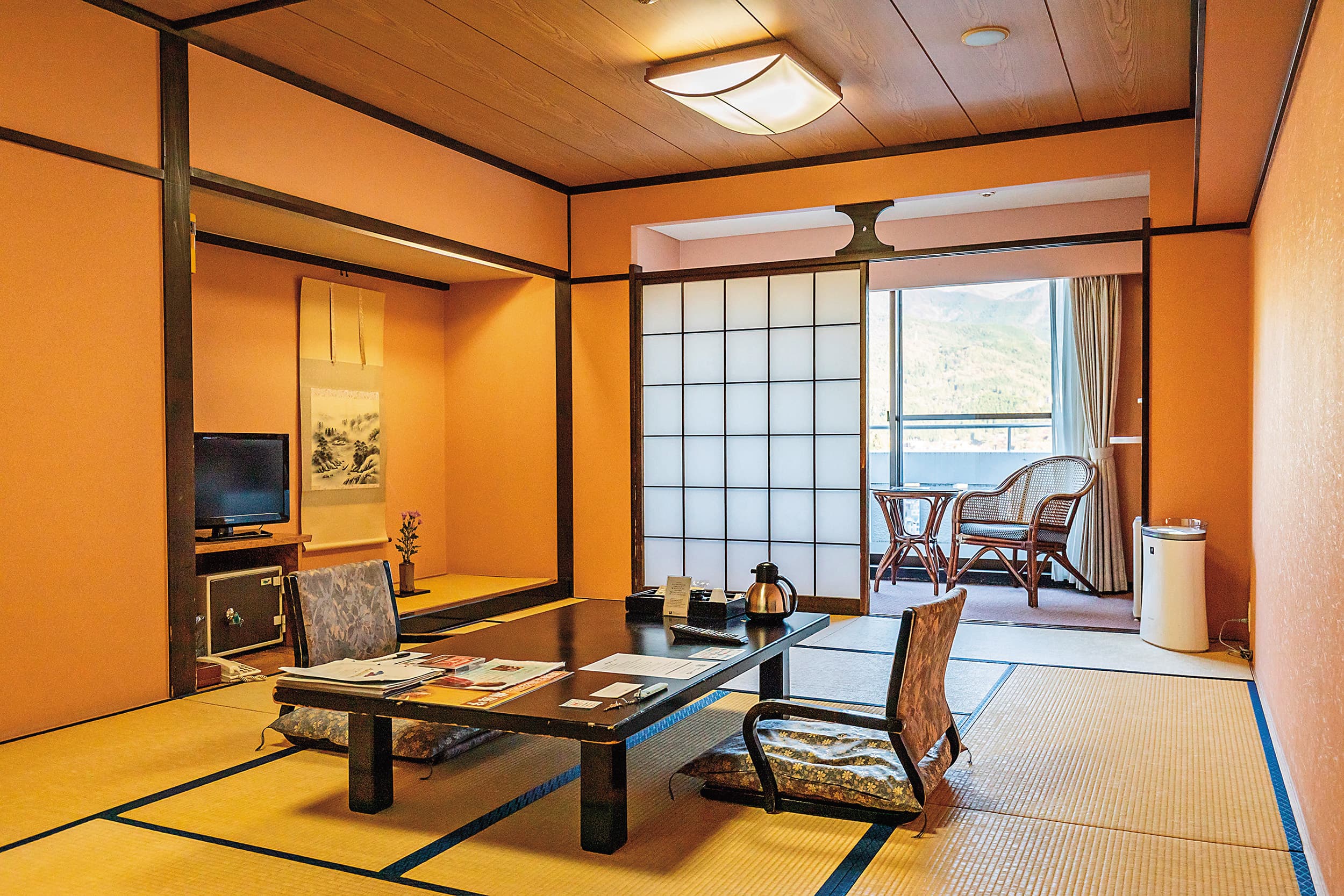 「Hotel Kusakabe Armeria」飯店的日式客房空間寬敞且溫馨舒適。