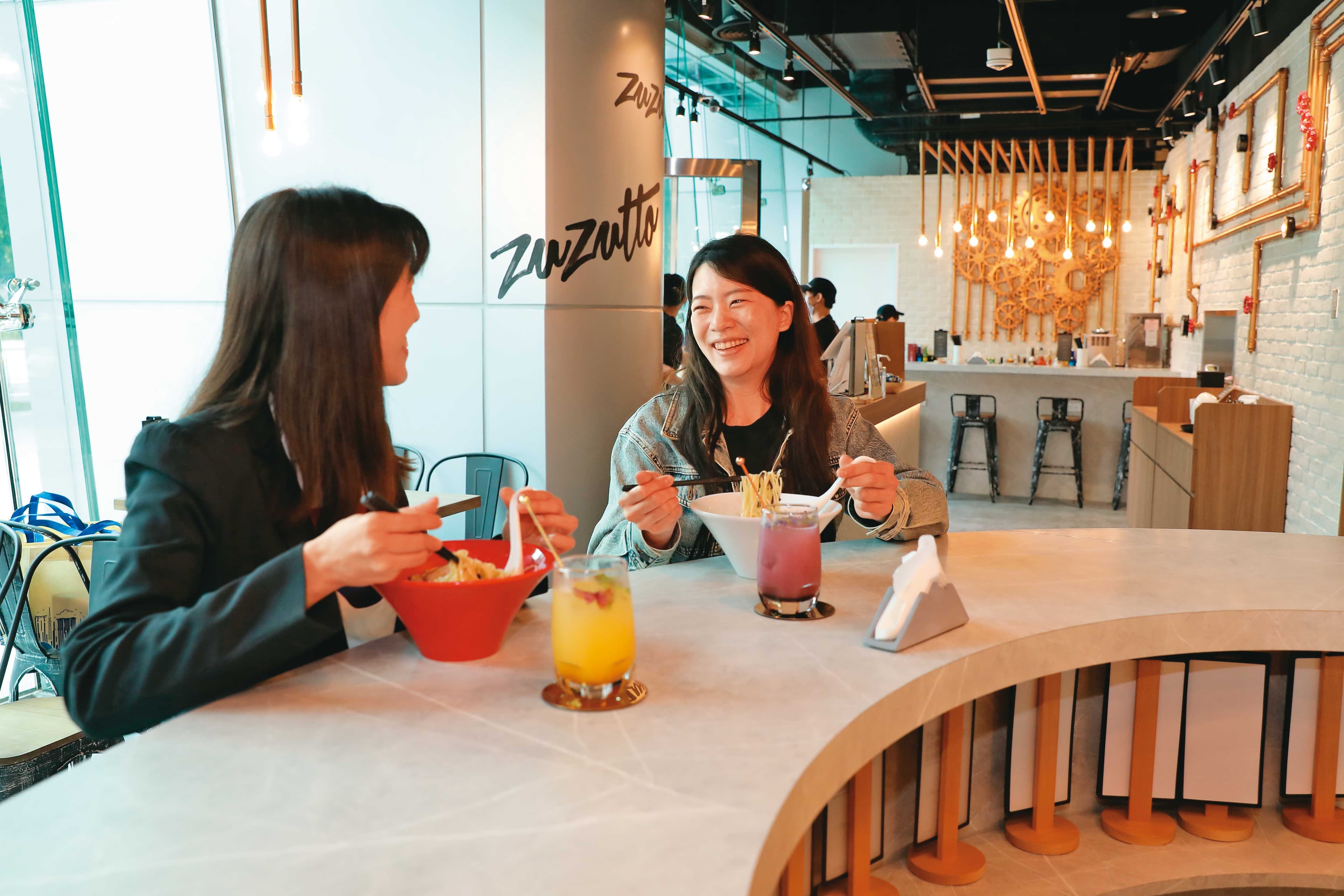 來自日本福岡的人氣拉麵「一風堂BAR IPPUDO」,為大巨蛋打造日式居酒屋全球概念店。