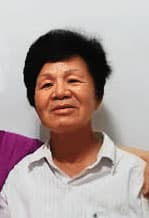 李婦(圖)僅國小畢業,長年以唱歌仔戲維生,土地開發事情都交給劉姓表弟處理,沒想到如今卻遭騙走。(讀者提供)