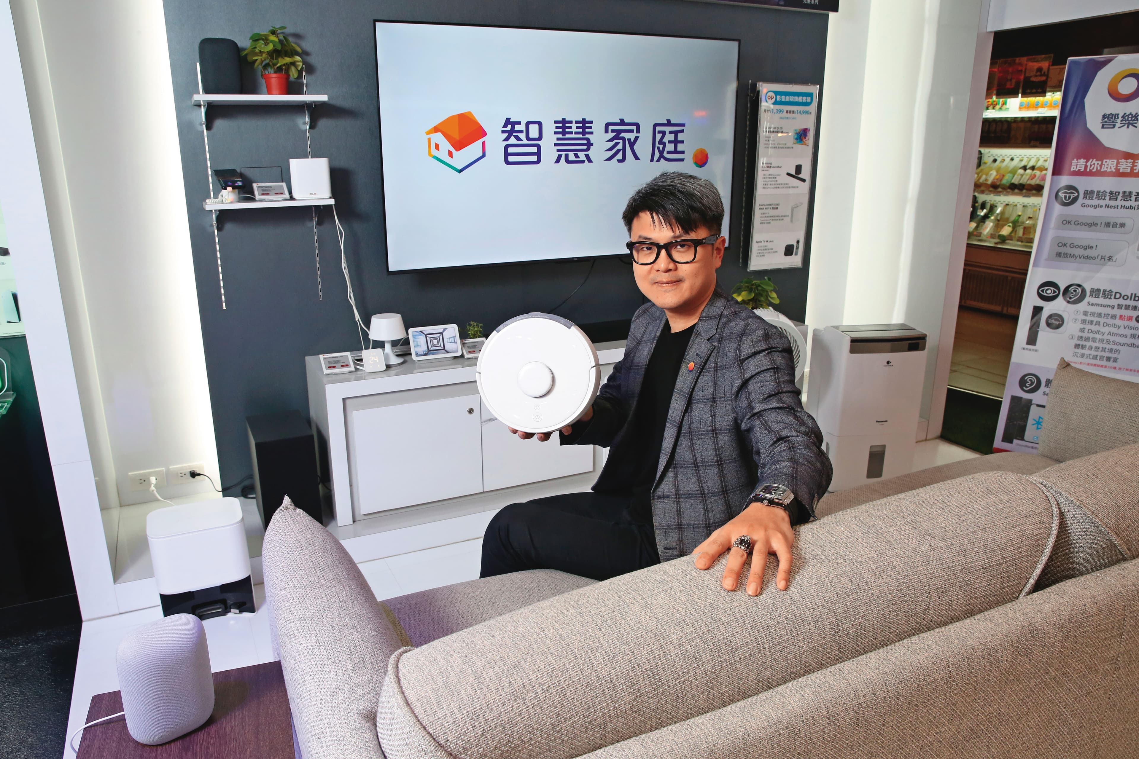 台灣大哥大商務長林東閔表示,公司特別打造Matter協定的示範場域,讓民眾更容易熟悉相關應用。