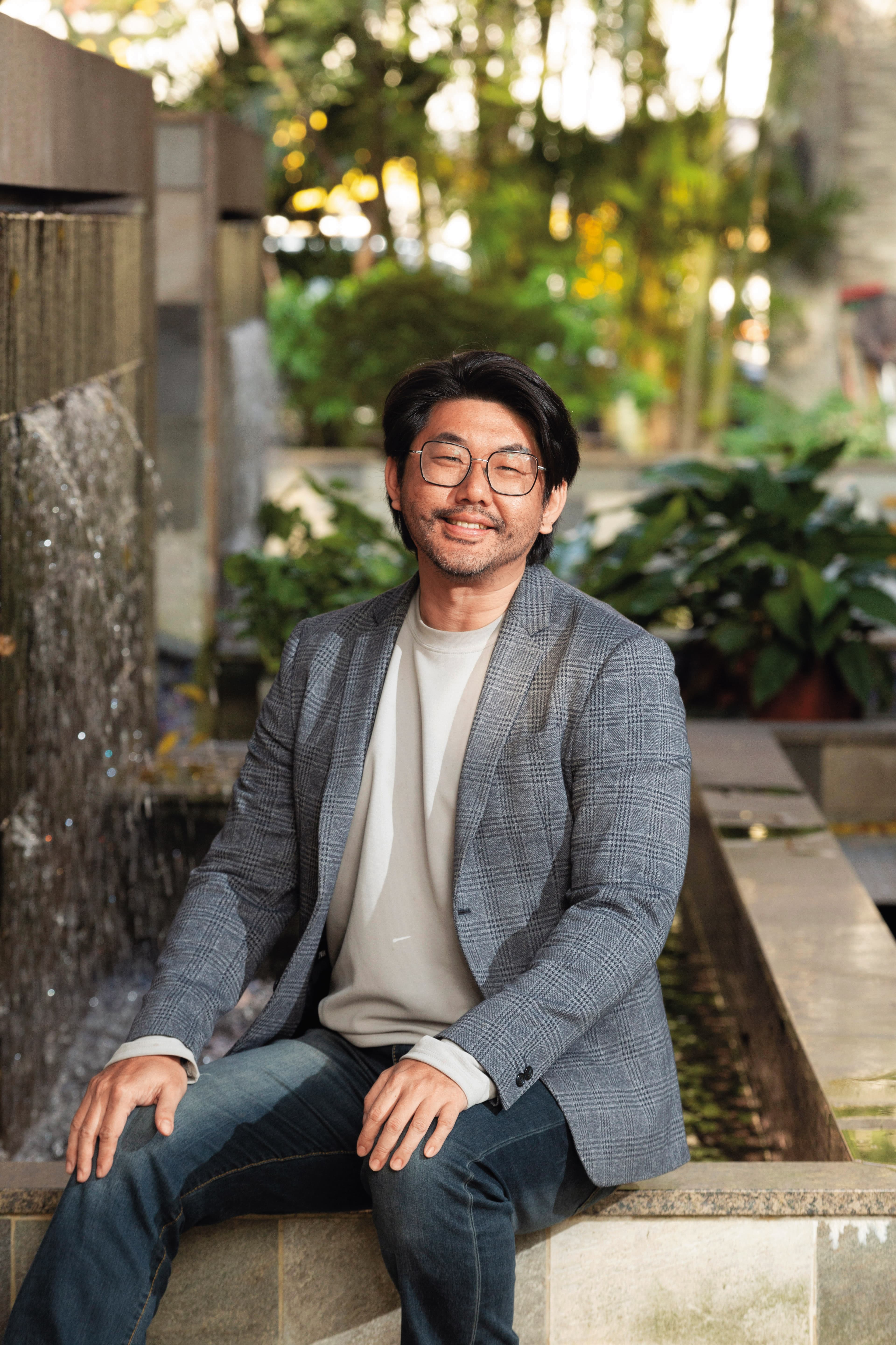 劉育樹(圖)的《墨世曙光》以全新世界觀詮釋神話人物,借鏡日本漫改模式推動IP跨域。