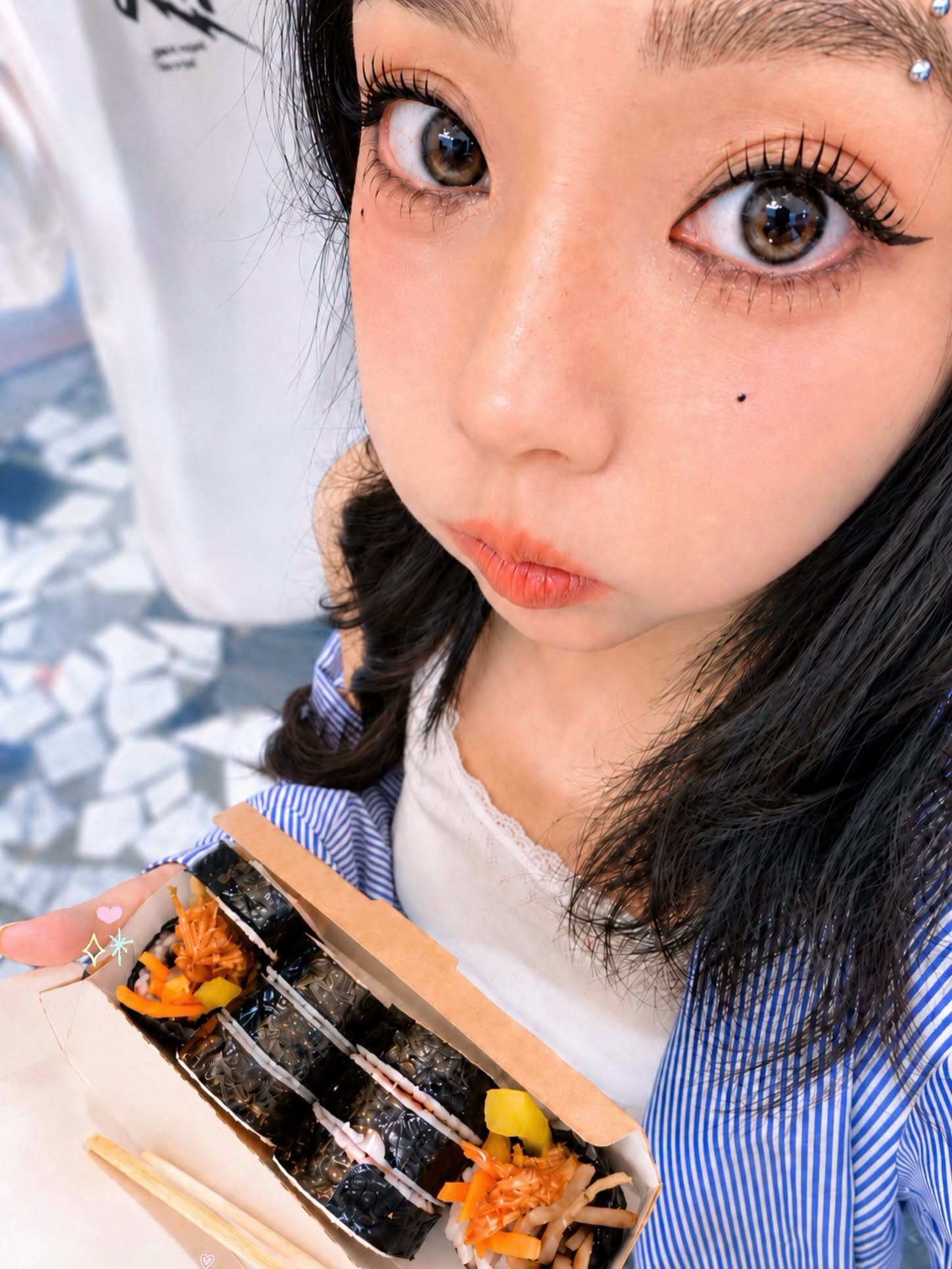 孫淑媚七夕po凍齡美照。(翻攝自孫淑媚臉書)
