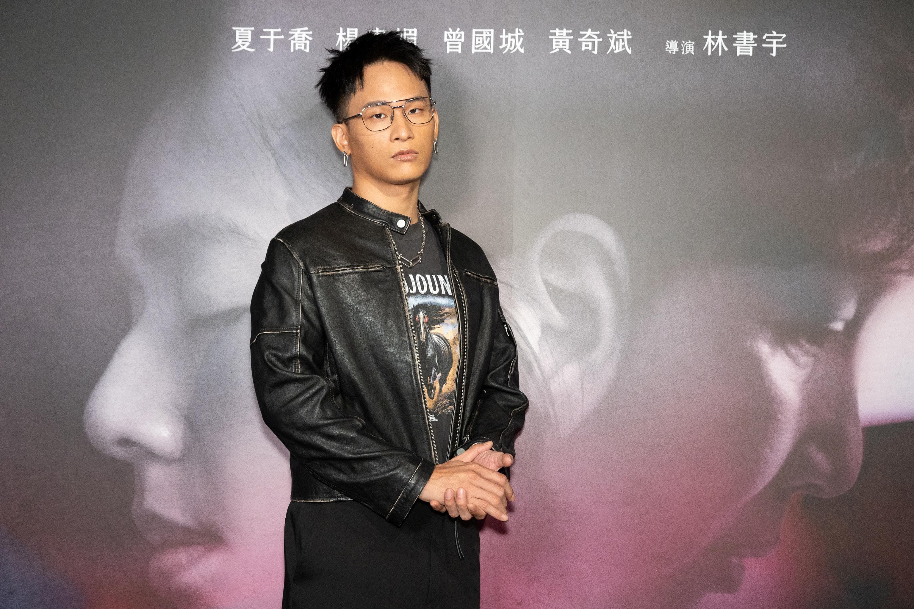「茄子蛋」主唱黃奇斌演出第一部大銀幕作品,他的表現自然接地氣,獲得不少讚美。(牽猴子提供)