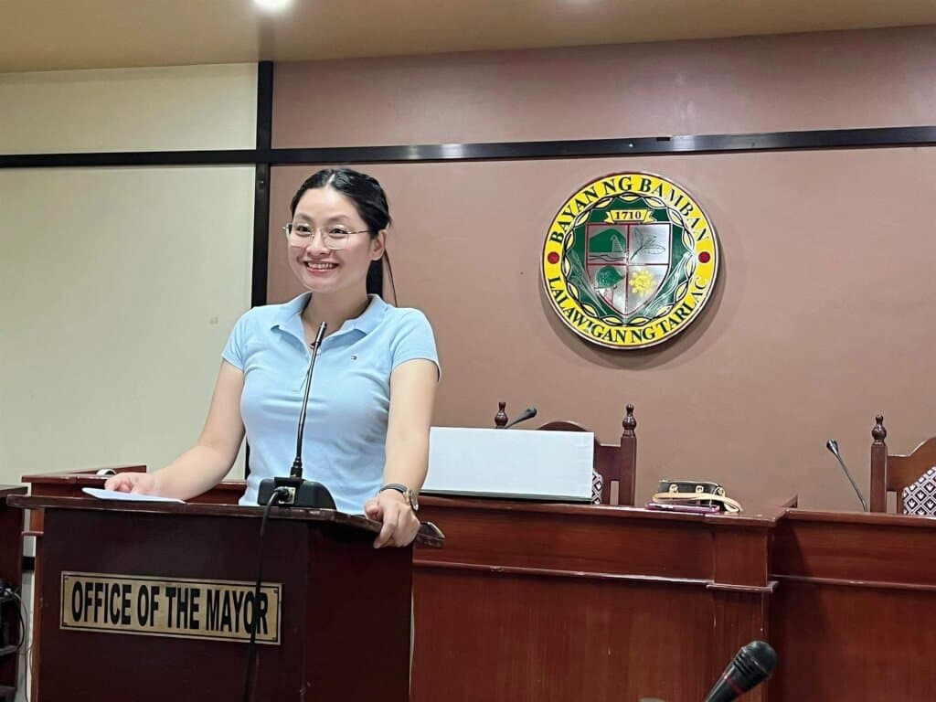 郭華萍冒用真正Alice Guo的身份在政壇崛起,並成功當選班班市市長。(翻攝自臉書 @AliceLealGuo)