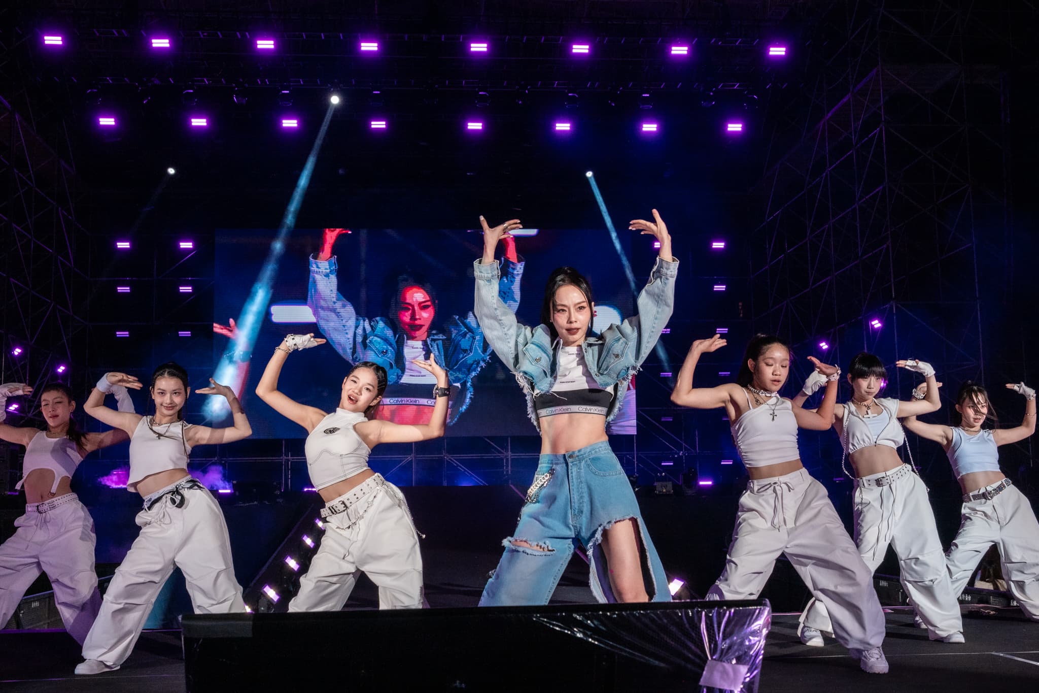 最近以《陽光女子合唱團》驚豔大家的孫淑媚,首次在大型舞台挑戰 Rap 演出。(寬寬整合提供)
