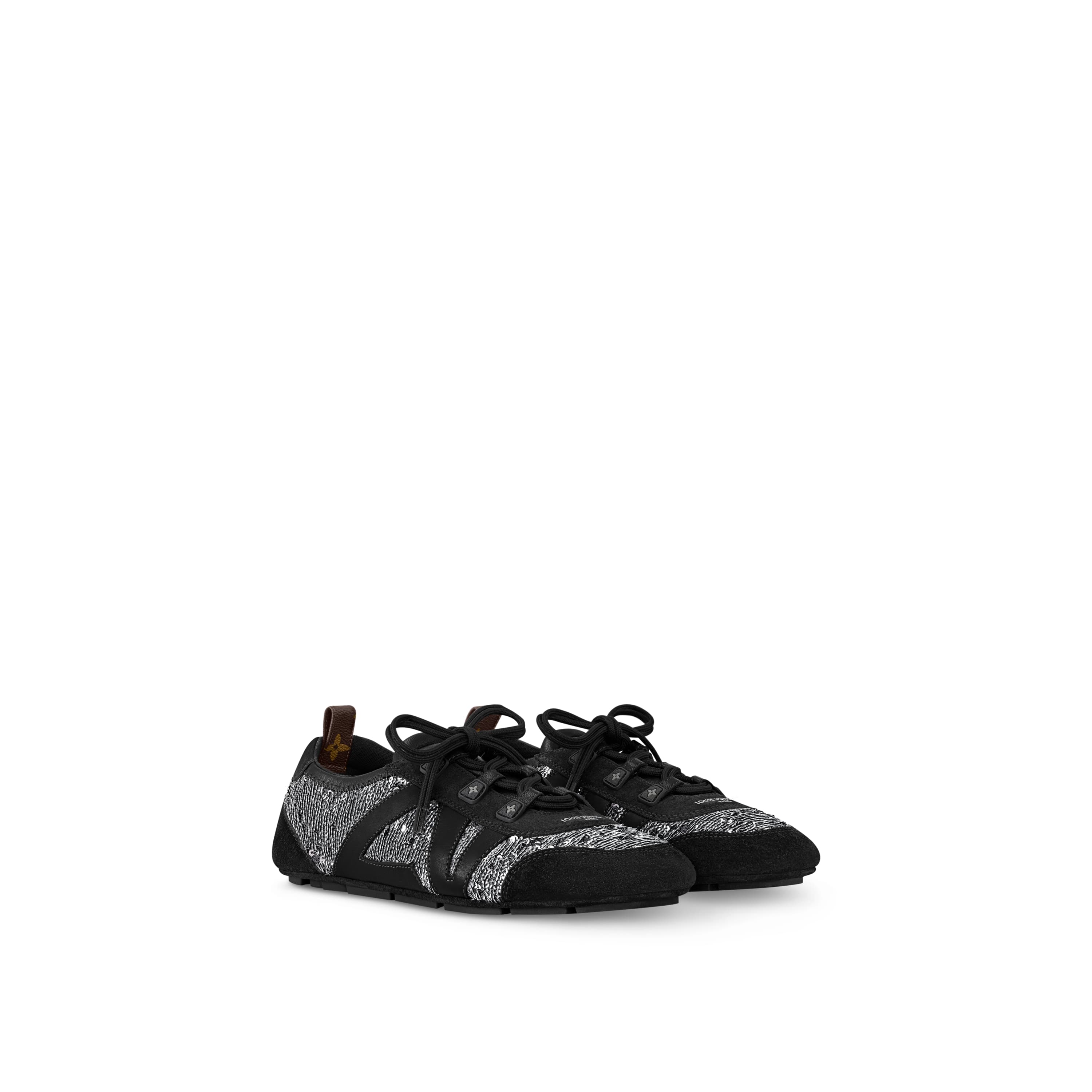 亮片LV Sneakerina造型前衛,鞋面綴以絨面小牛皮飾邊。NT$38,600(路易威登提供)