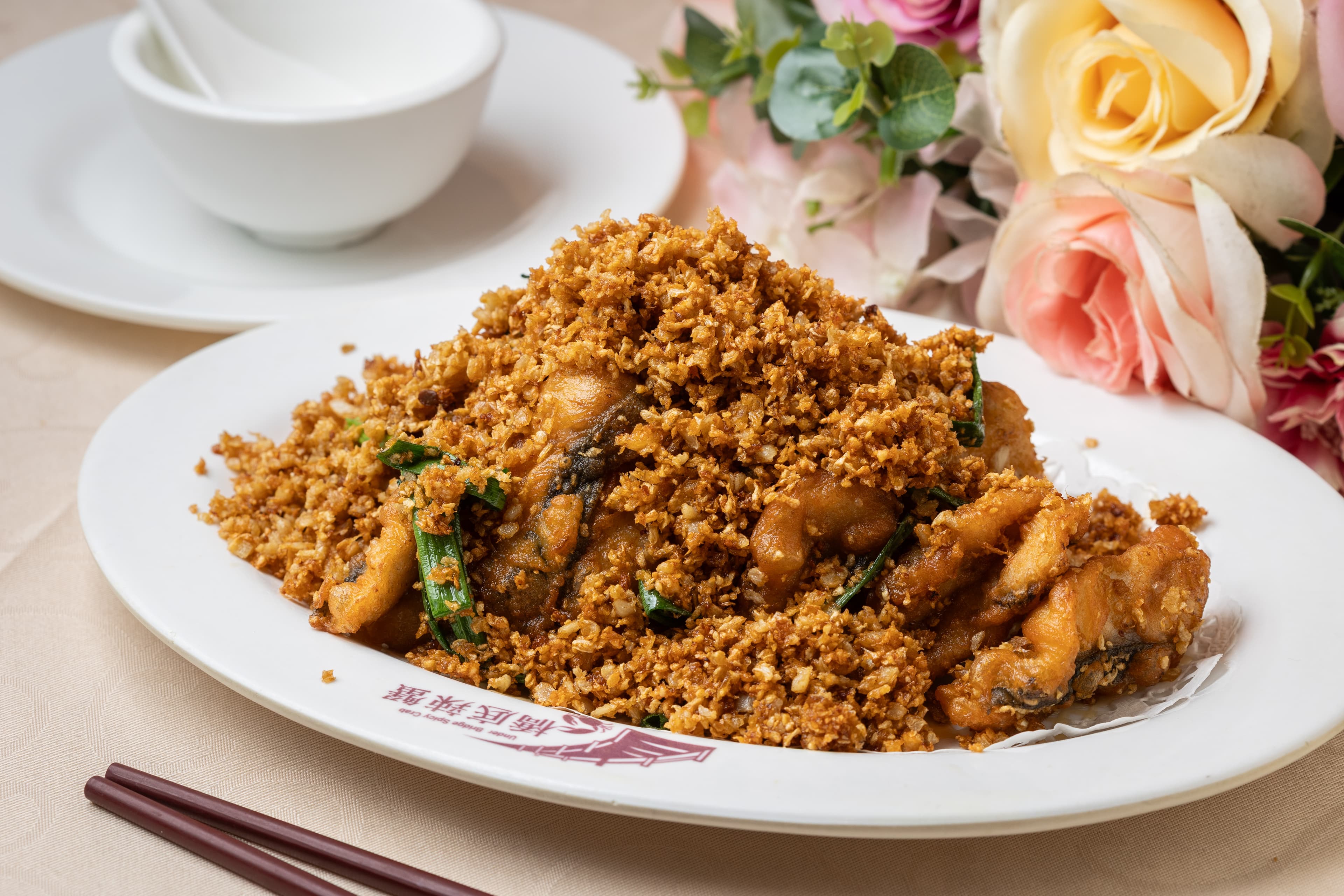 「避風塘鱔球」外層香脆,內裡鱔魚無骨且肉質鮮嫩,吃起來方便又過癮。(港幣138元/份,約NT$527)