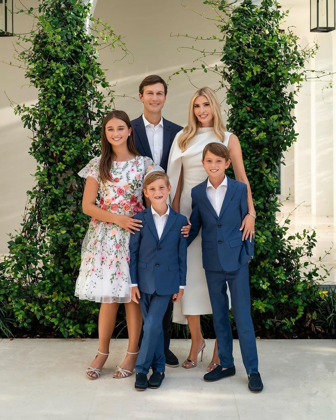伊凡卡與庫許納育有1女2子,一家五口住在邁阿密。(翻攝Ivanka Trump IG)