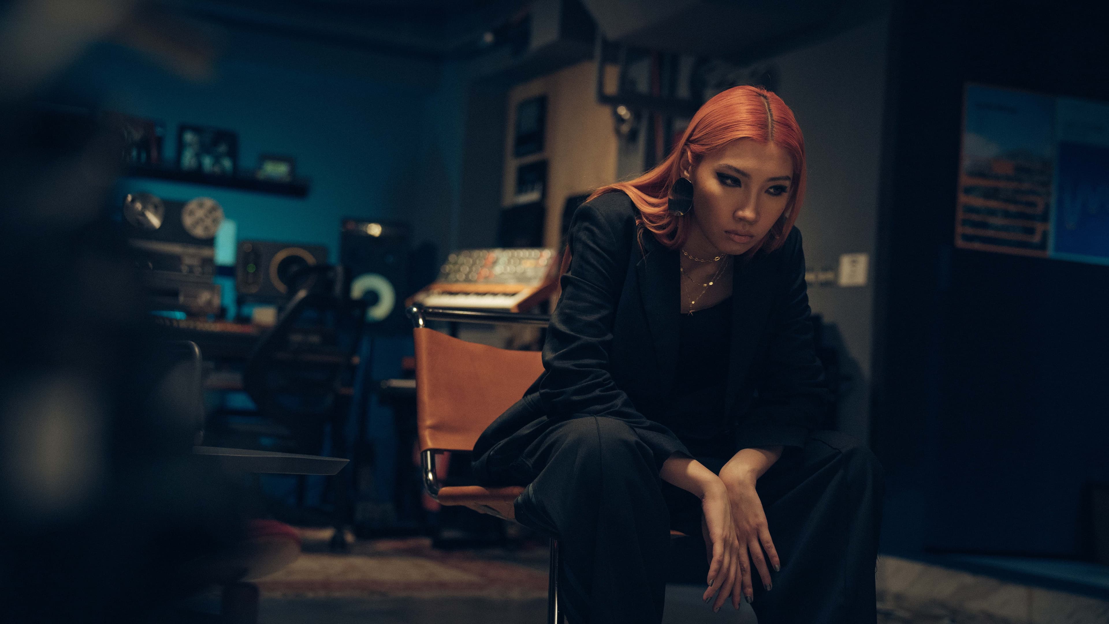歌手Karencici首度跨界參演影集《誰是被害者:第2季》飾演首位被害者。(Netflix提供)