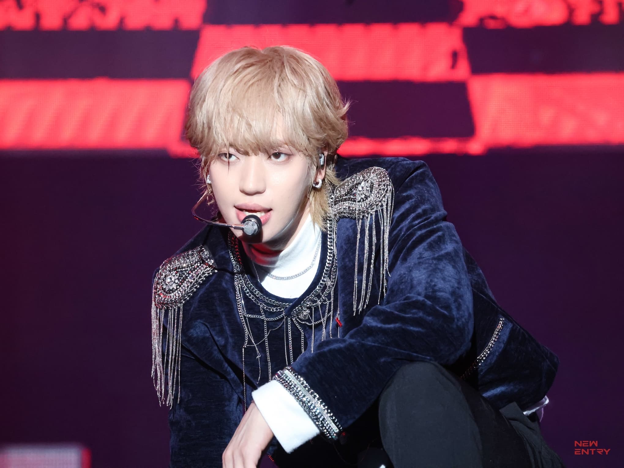 TEEN TOP主唱Niel為台灣場個人演唱會準備與首爾場不同的表演。(Fu Entertainment提供)